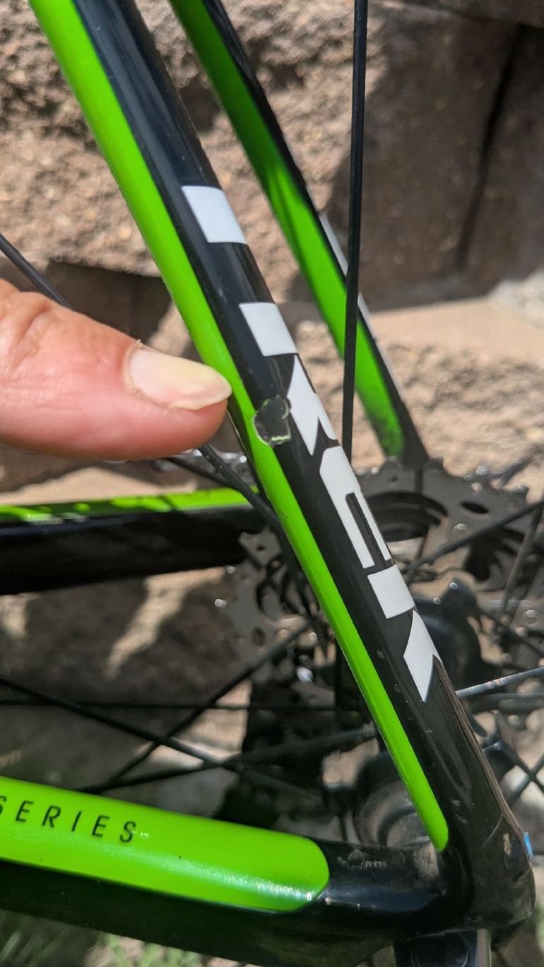 Used Trek Trek Domane Series 6 Carbon 2012 Road & Gravel, Green — image 4 of 7
