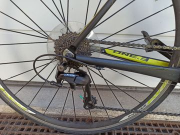 Used Fuji Custom Shimano 105 2018 Road & Gravel, Black — image 6 of 6