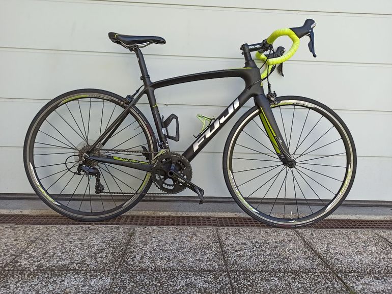 Used Fuji Fuji Custom Shimano 105 2018 Road & Gravel, Schwarz — image 1 of 3