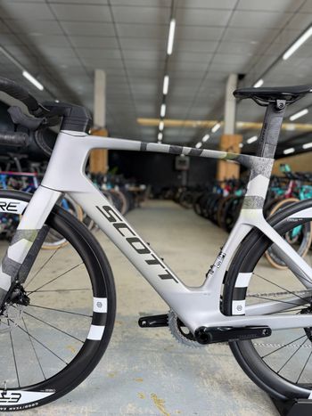 Used Scott Foil RC 30 2024 2024 Road & Gravel, White — image 25 of 25