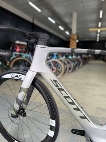 Used Scott Foil RC 30 2024 2024 Road & Gravel, White — image 20 of 25