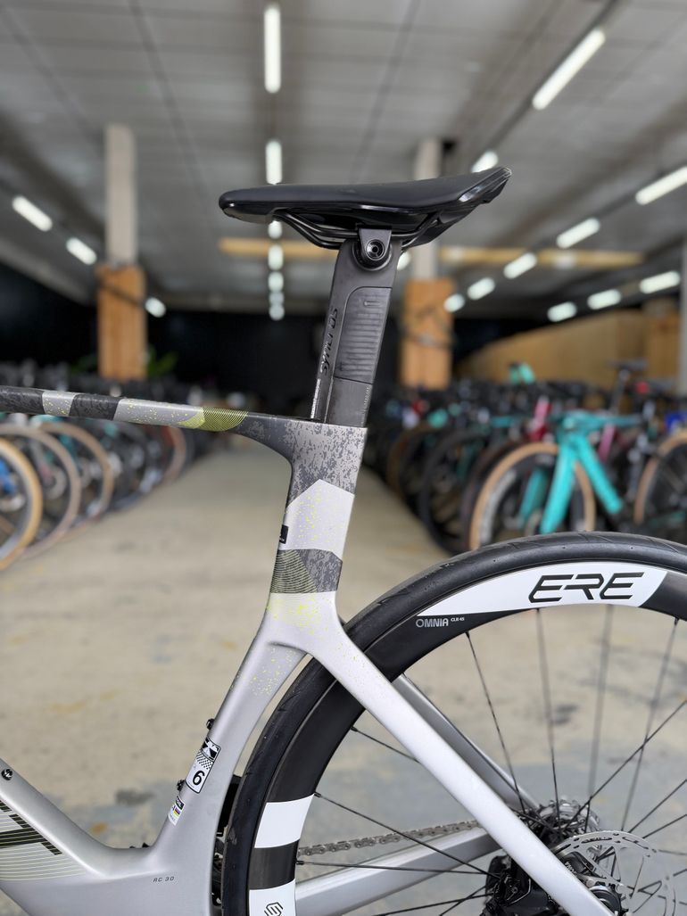 Used Scott Foil RC 30 2024 2024 Road & Gravel, White — image 21 of 25