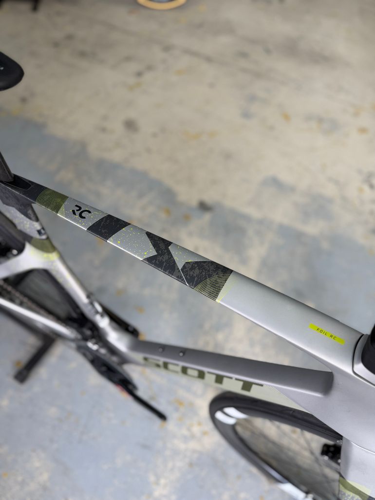 Used Scott Foil RC 30 2024 2024 Road & Gravel, White — image 14 of 25