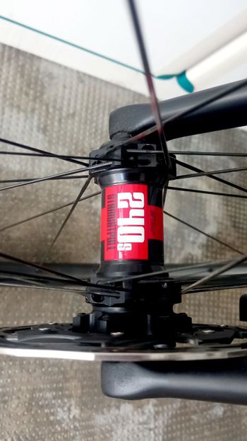 Used Specialized Tarmac SRAM Force eTap AXS 2020 Road & Gravel — image 5 of 14