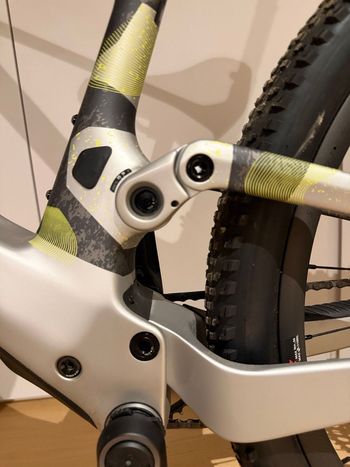 Used Scott Spark RC World Cup 2025 2025 Mountainbike, Light Gray, 29 — image 11 of 14