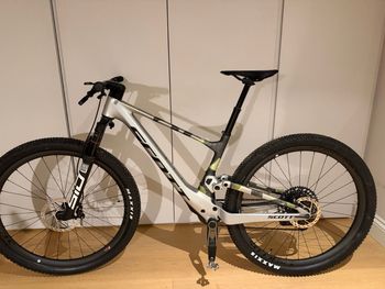 Used Scott Spark RC World Cup 2025 2025 Mountainbike, Light Gray, 29 — image 2 of 14