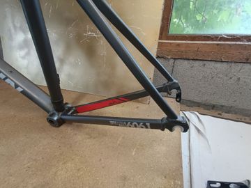 Used DECATHLON Custom Frameset 2019 Road & Gravel, Black — image 4 of 5