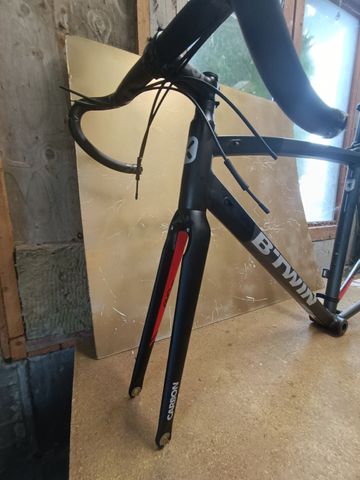 Used DECATHLON Custom Frameset 2019 Road & Gravel, Black — image 3 of 5