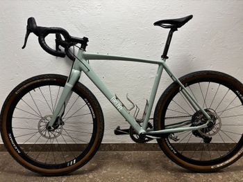 Used Grove Bike Co. Grove Bike Co. Custom SRAM Force 2019 Road & Gravel, Green — image 2 of 10