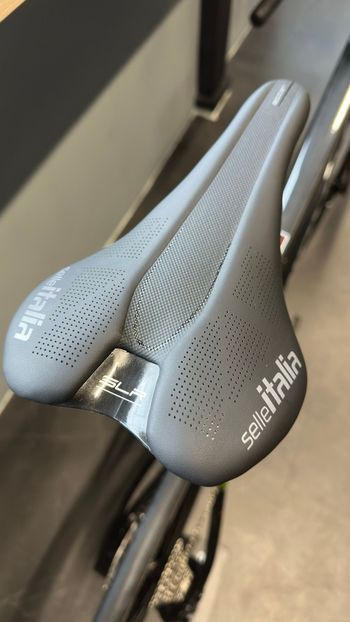 Used Ridley falcn rs Ridley falcn rs Custom Shimano Ultegra Di2 2026 Road & Gravel, Black — image 8 of 9