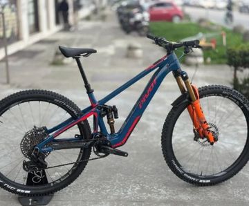 Brugt Pivot shuttle sl Custom SRAM X01 Eagle AXS 2024 MTB
