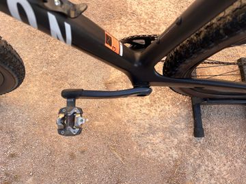 Used Canyon Exceed CF SLX 2024 2024 Mountainbike, Black, 29 — image 7 of 10