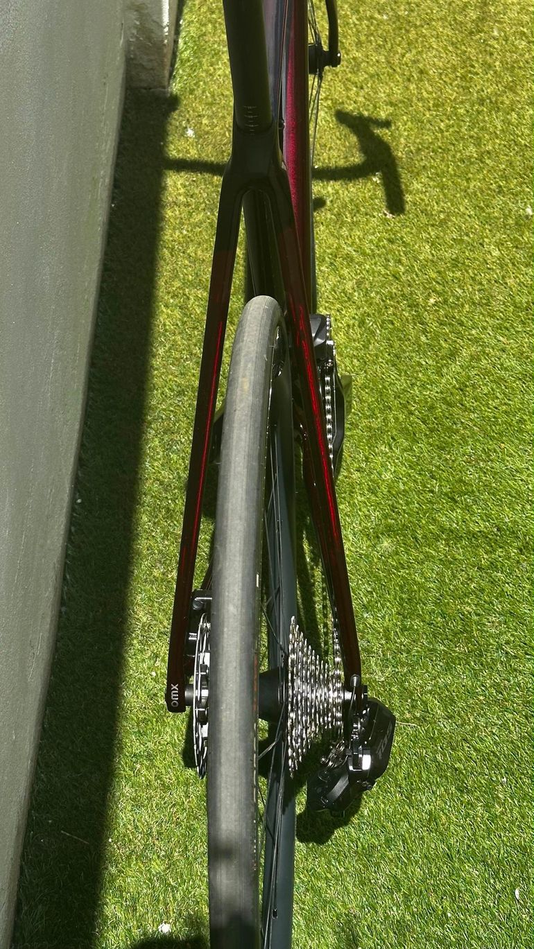 Used Orbea ORCA M30iLTD PWR 2025 2025 Road & Gravel, Red — image 8 of 11