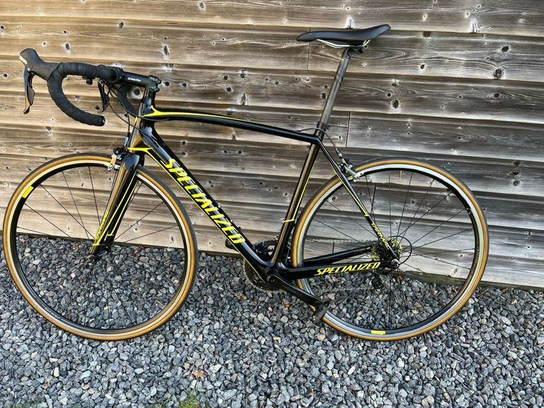 Used Specialized Tarmac SL4 Sport 2017 2017 Road & Gravel, Black — image 2 of 8