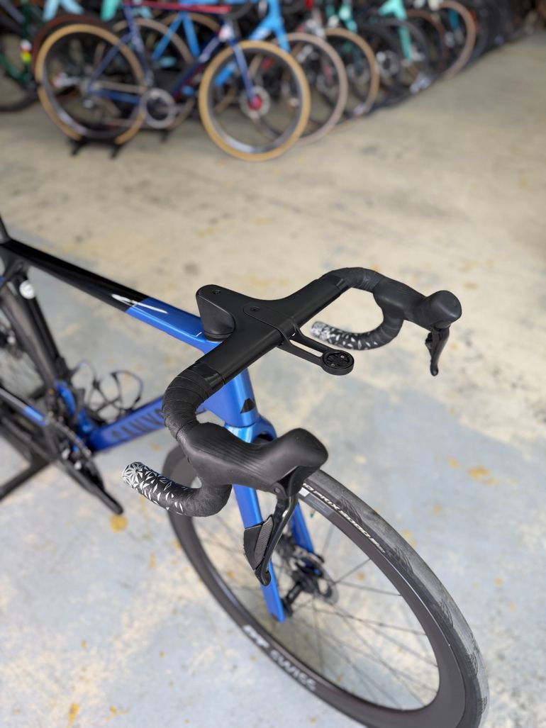 Used Canyon Ultimate Di2 Dura Ace Carbon 2023 Road & Gravel — image 5 of 24