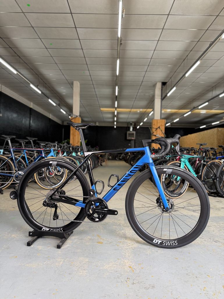 Used Canyon Ultimate Di2 Dura Ace Carbon 2023 Road & Gravel — image 1 of 24
