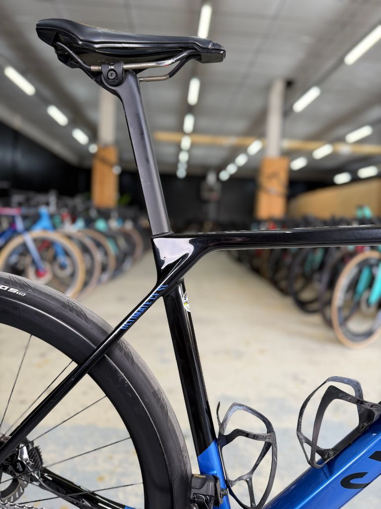 Used Canyon Ultimate Di2 Dura Ace Carbon 2023 Road & Gravel — image 10 of 24