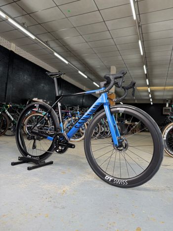 Used Canyon Ultimate Di2 Dura Ace Carbon 2023 Road & Gravel — image 2 of 24