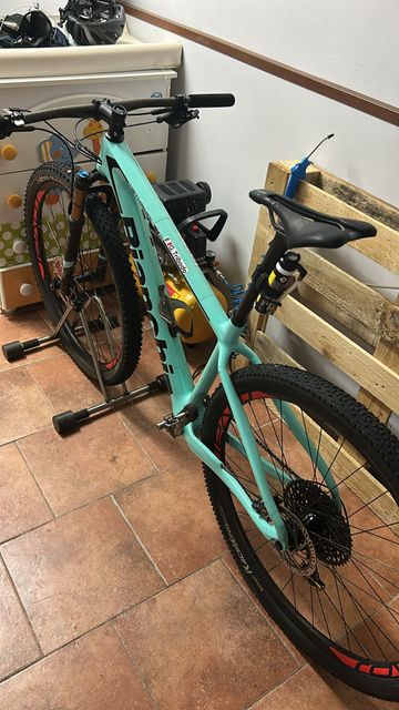 Tweedehands Bianchi Methanol 9.3 Cv Rs 2024 Mountainbike — afbeelding 4 van 25