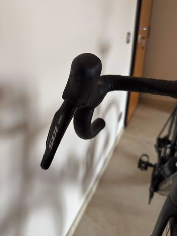 Used Trek Madone SL 6 Gen 8 2025 2025 Road & Gravel, Black — image 12 of 13