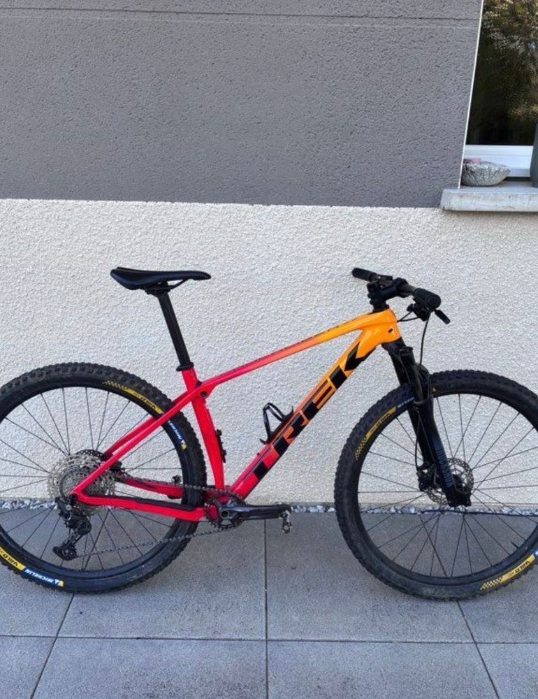 Used Trek Procaliber 9.5 2021 2021 Mountainbike — image 1 of 15