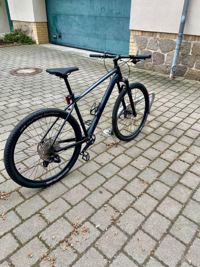 Used CUBE REACTION PRO 2023 2023 Mountainbike, Black, 27.5 — image 1 of 7