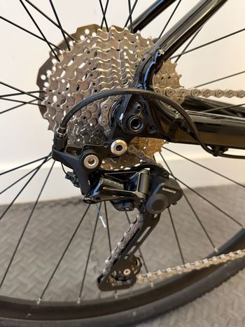 Used Merida SILEX 400 2023 2023 Road & Gravel, Black — image 10 of 11
