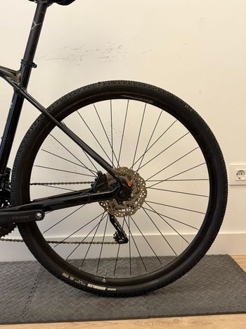 Used Merida SILEX 400 2023 2023 Road & Gravel, Black — image 9 of 11
