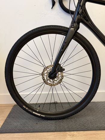 Used Merida SILEX 400 2023 2023 Road & Gravel, Black — image 8 of 11
