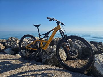 Tweedehands Orbea Rise SRAM Rival eTap AXS 2025 MTB