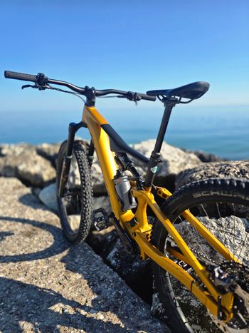 Used Orbea RISE LT H10 2025 2025 Mountainbike, Orange — image 2 of 3