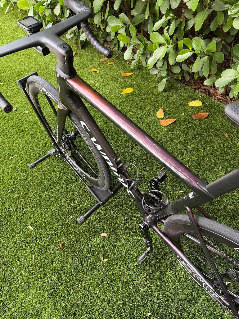 Used Specialized S-Works Tarmac SL8 - Shimano Dura-Ace Di2 2024 2024 Road & Gravel, Red — image 3 of 10