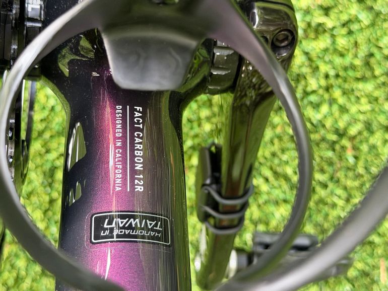 Used Specialized S-Works Tarmac SL8 - Shimano Dura-Ace Di2 2024 2024 Road & Gravel, Red — image 10 of 10