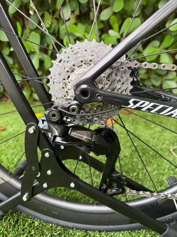 Used Specialized S-Works Tarmac SL8 - Shimano Dura-Ace Di2 2024 2024 Road & Gravel, Red — image 6 of 10