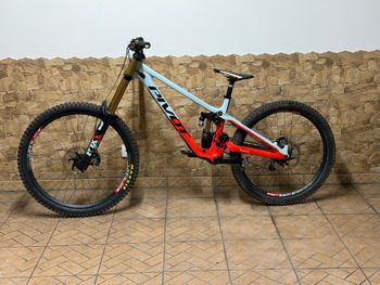 Tweedehands Pivot PHOENIX Pro Saint 2025 2025 MTB