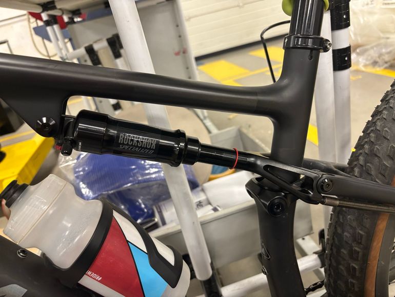 Used Specialized Epic Expert 2021 2021 Mountainbike — image 4 of 6