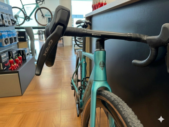 Used Bianchi Impulso RC GRX 825 DI2 2026 2026 Road & Gravel, Blue — image 4 of 8