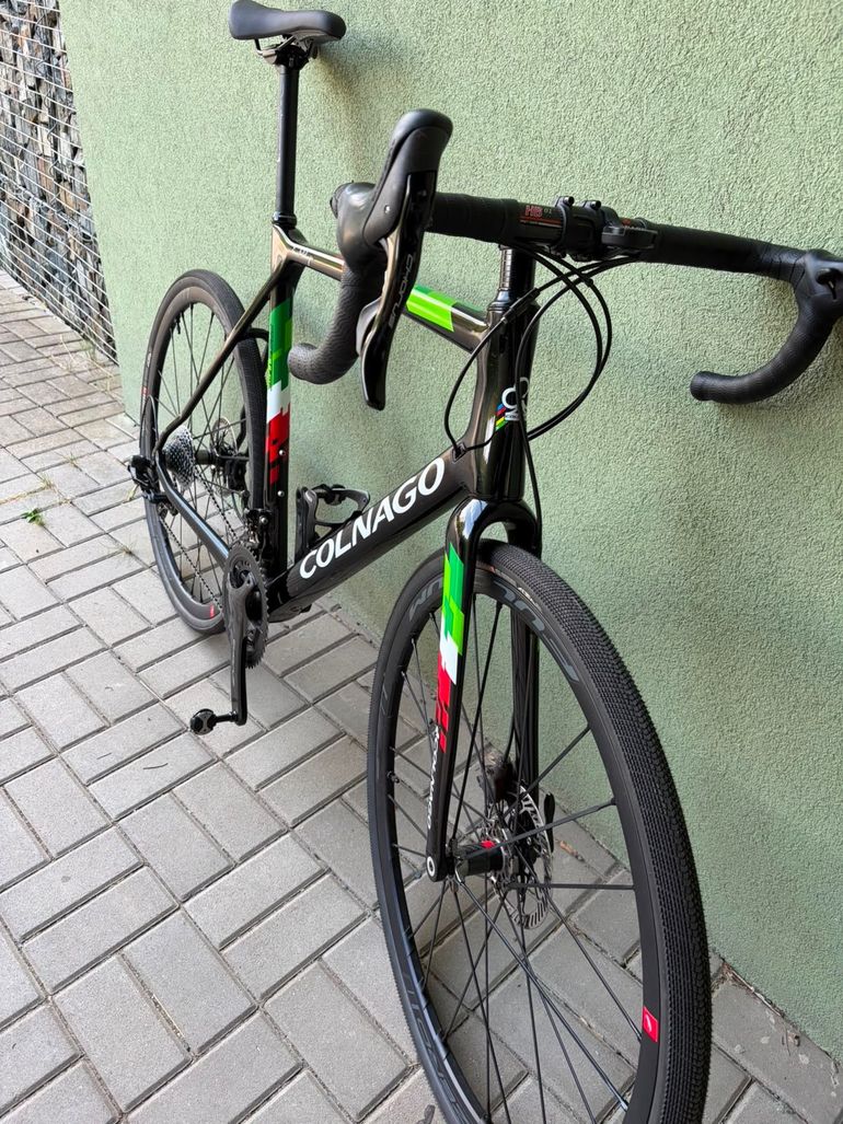 Used Colnago Custom Campagnolo Chorus 2021 Road & Gravel, Black — image 33 of 37