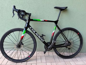 Used Colnago Custom Campagnolo Chorus 2021 Road & Gravel, Black — image 8 of 37