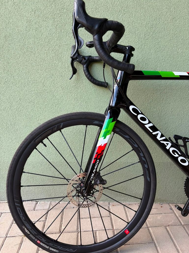 Used Colnago Custom Campagnolo Chorus 2021 Road & Gravel, Black — image 2 of 37
