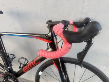 Used BMC Roadmachine 02 TWO 2018 2018 Road & Gravel — image 9 of 11