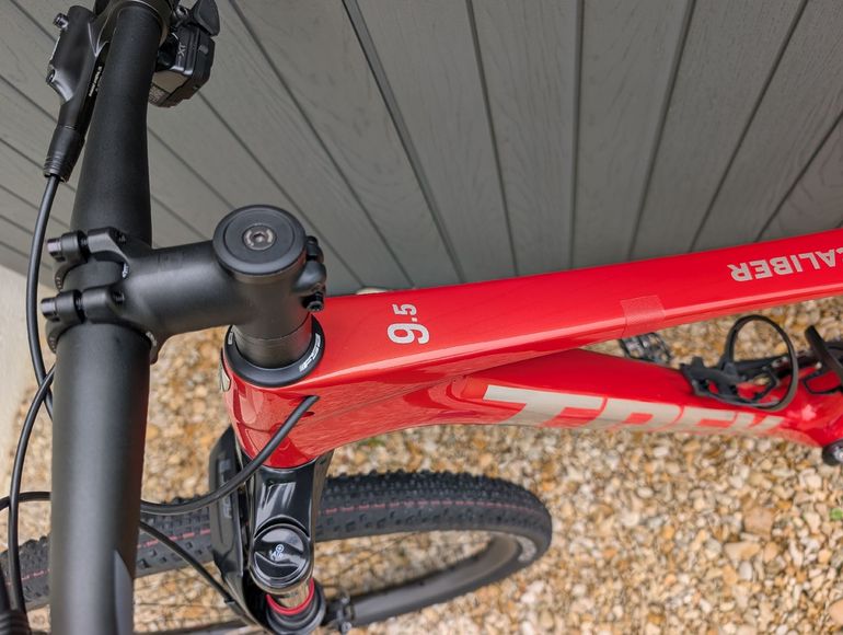 Used Trek Procaliber Shimano Deore XT 2026 Mountainbike, Red, 29 — image 5 of 6