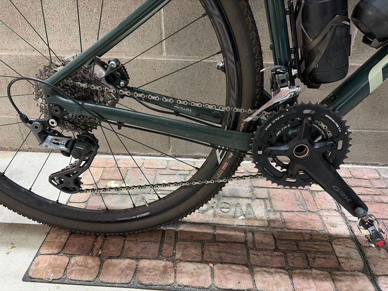 Used Giant Revolt Shimano GRX 2021 Road & Gravel — image 3 of 4