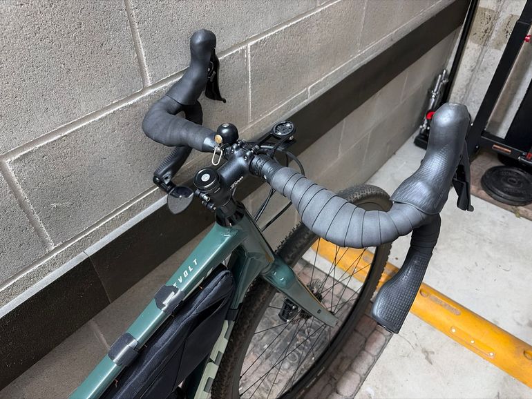 Used Giant Revolt Shimano GRX 2021 Road & Gravel — image 4 of 4