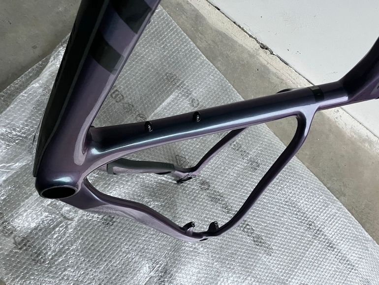Used Giant XTC Advanced SL 29 Frameset 2025 Frameset 2025 Mountainbike, Purple, 29 — image 9 of 12