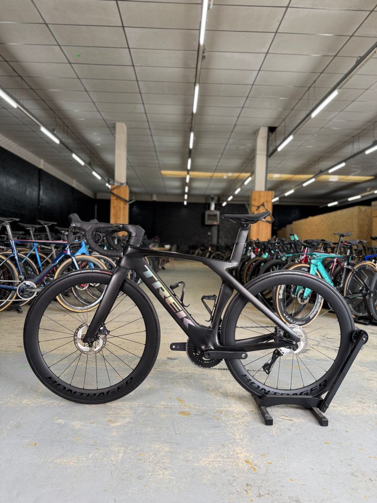 Used Trek Madone SLR 7 Gen 7 2024 2024 Road & Gravel, Black — image 16 of 24