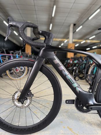 Used Trek Madone SLR 7 Gen 7 2024 2024 Road & Gravel, Black — image 19 of 24
