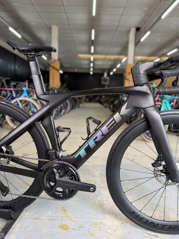 Used Trek Madone SLR 7 Gen 7 2024 2024 Road & Gravel, Black — image 12 of 24