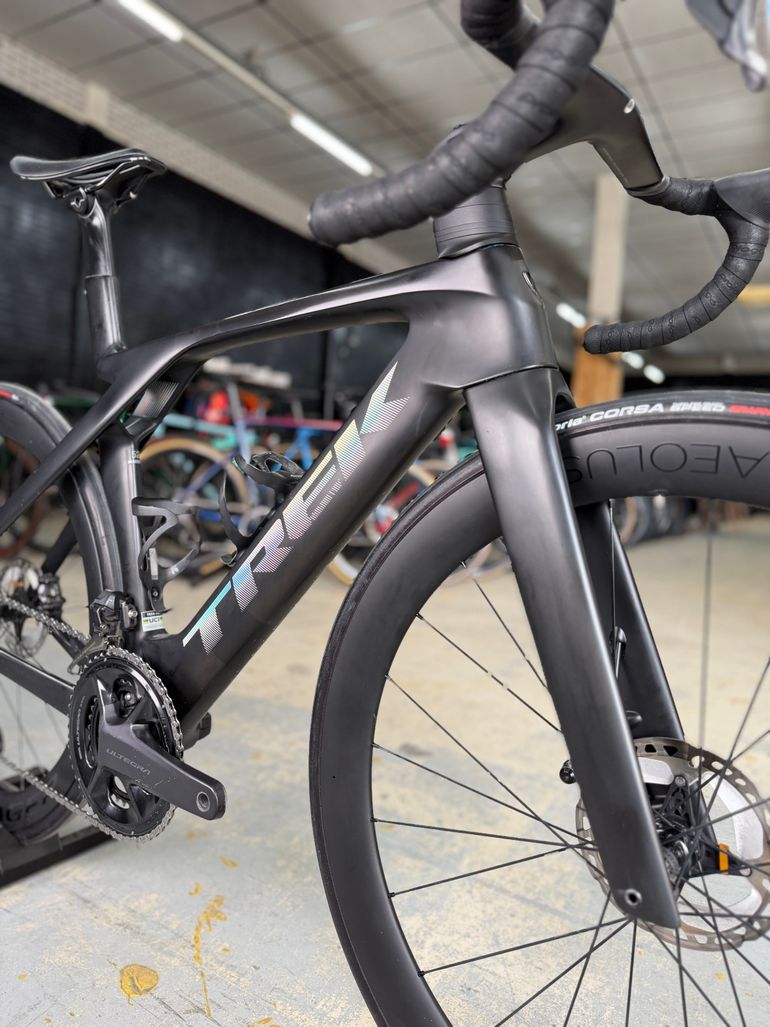 Used Trek Madone SLR 7 Gen 7 2024 2024 Road & Gravel, Black — image 4 of 24