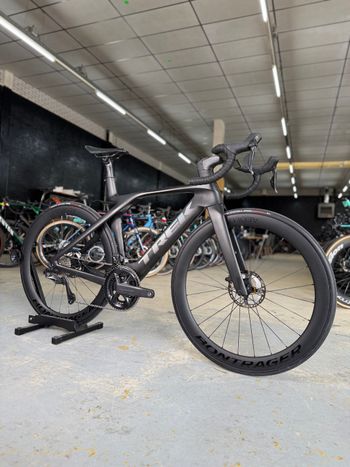 Used Trek Madone SLR 7 Gen 7 2024 2024 Road & Gravel, Black — image 2 of 24
